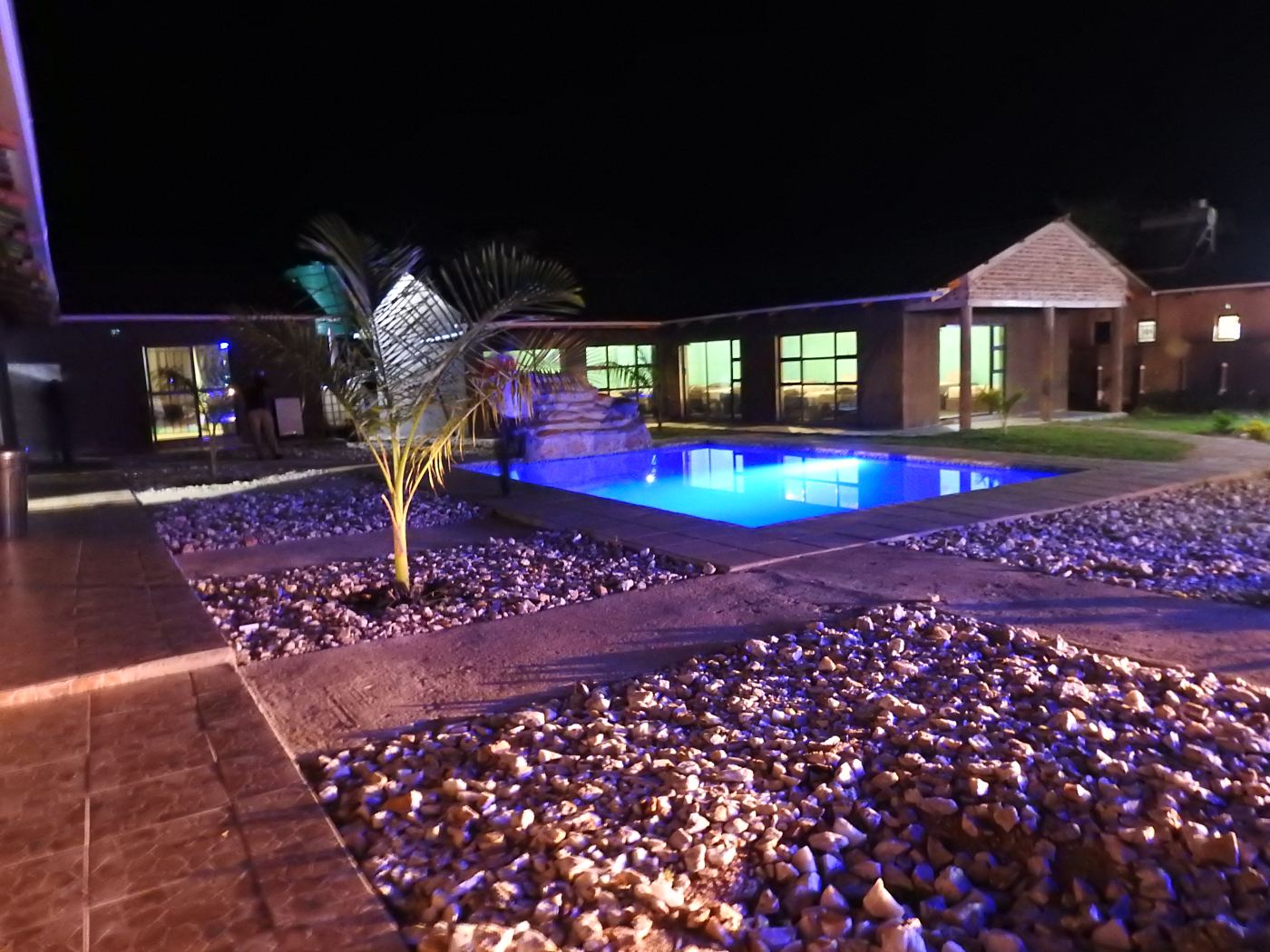 Pool and lodge at Hwange Wild Life Safaris